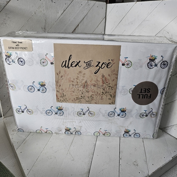 Alex and Zoe Full Sheet Set And Pillowcases - Picture 5 of 6